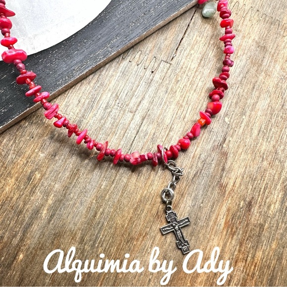 Silver cross beaded corals puka necklace - Picture 4 of 8